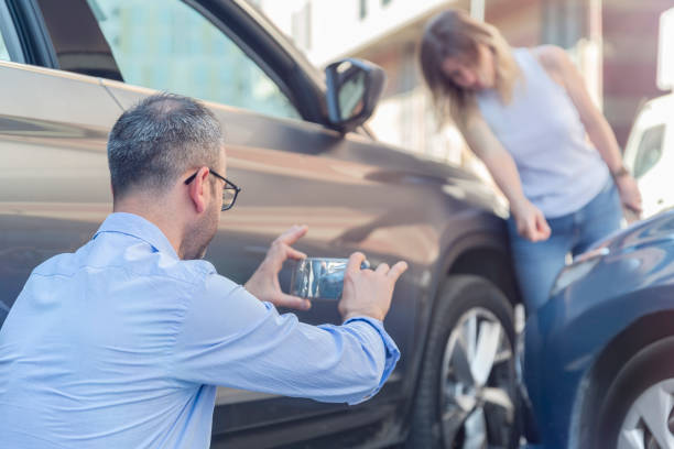 Professional Full Coverage Car Insurance technician working in Birmingham, AL